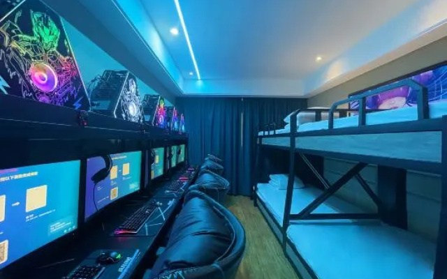 Aiwan E-sports Homestay (Wanzai Foreign Language School Bus Station) – Hotel Rooms – Yichun