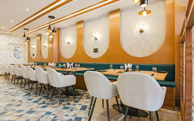 Fabhotel Prime The Eminence