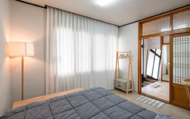 Domini's Local Style House