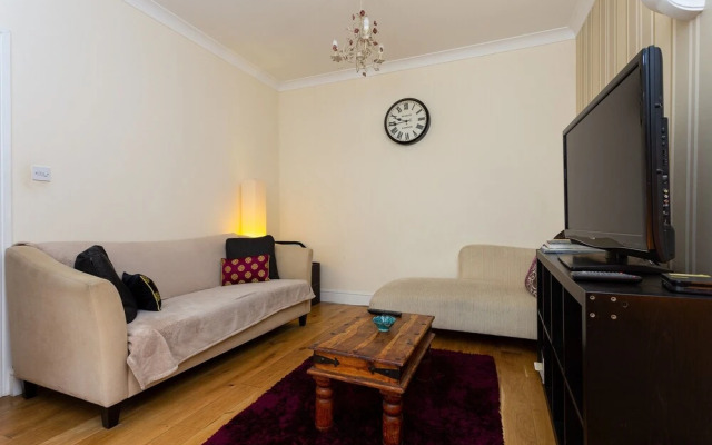 Flat Near Liverpool Street With 2 Bedrooms