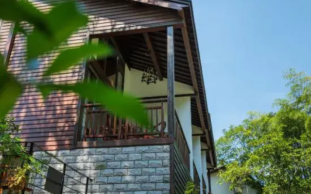 Bamboo and Suite by the River in MT.Mogan