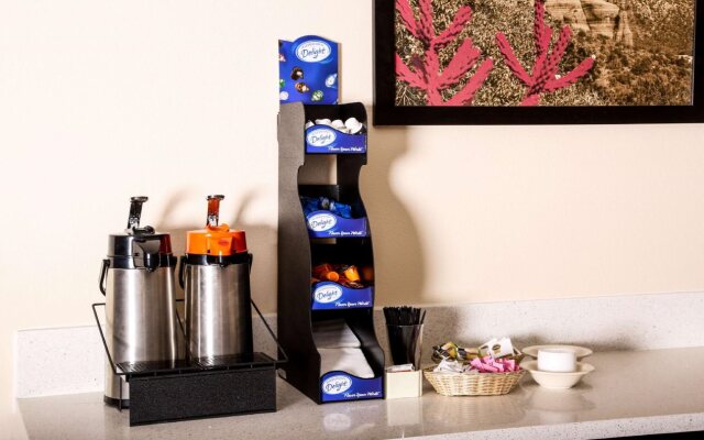 Red Roof PLUS+ Williams - Grand Canyon