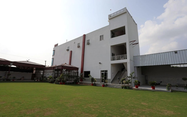 Shree Ram Palace By OYO Rooms