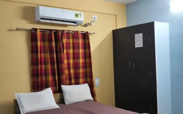Goroomgo Shivansh Guest House