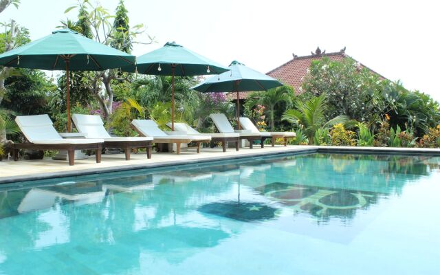 Man's Cottages and Spa