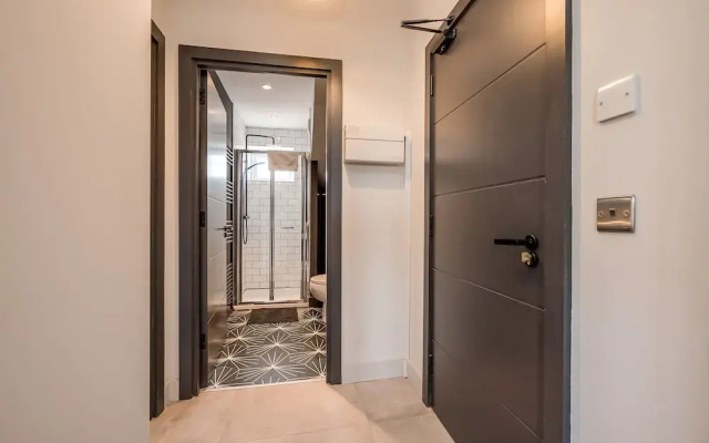 Central Belfast Apartments: University Street