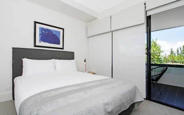 Accommodate Canberra - The Prince