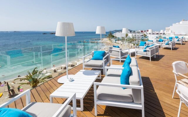 One Ibiza Suites