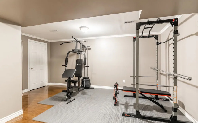 GLOBALSTAY. Luxury 3BR Townhomes with HOT TUB, Gym, BBQ