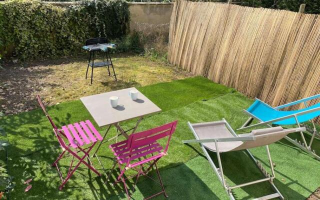 Appartement Cosy avec jardin privatif et garage