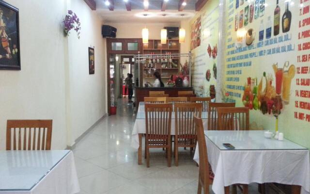 The Queen hotel & Spa