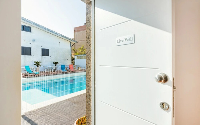 Live Laugh Love Beach Guest Home with AC