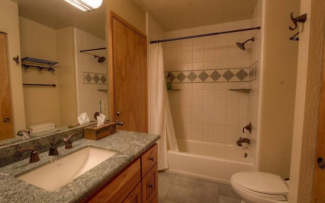 Merry Beary by Lake Tahoe Accommodations