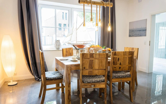 Mien Tied MITTENMANG