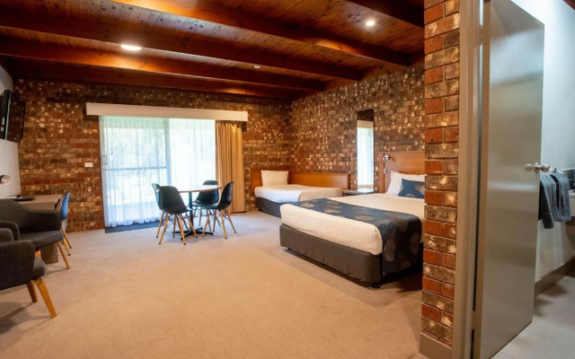 Cadell on the Murray Motel Resort – Guest Rooms – Moama