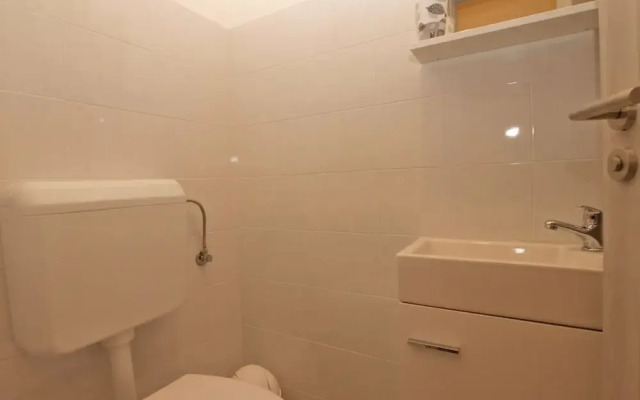 Apartment 1670