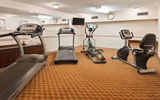 Clarion Inn Falls Church - Arlington