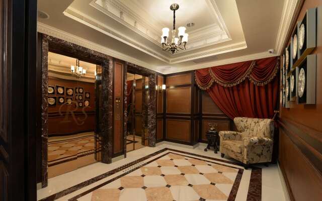 Golden Tulip RS Boutique Hotel