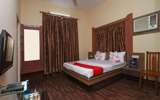 OYO 11920 Rishta Inn