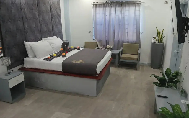 Quaint Studio Apartment in Soufriere From Claviers