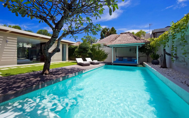 Chandra Bali Villas