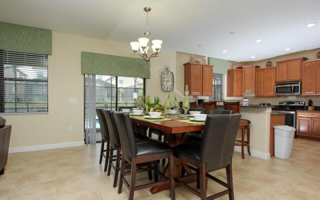 Villa 1428 Rolling Fairway Champions Gate