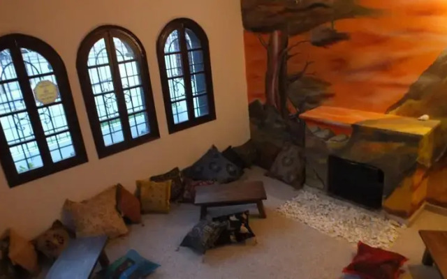 Hopi Hostel