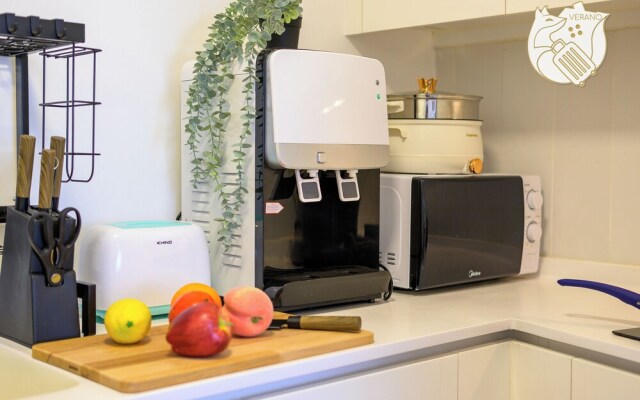 Minimalist 4P Comfort Stay at TheHubSS2