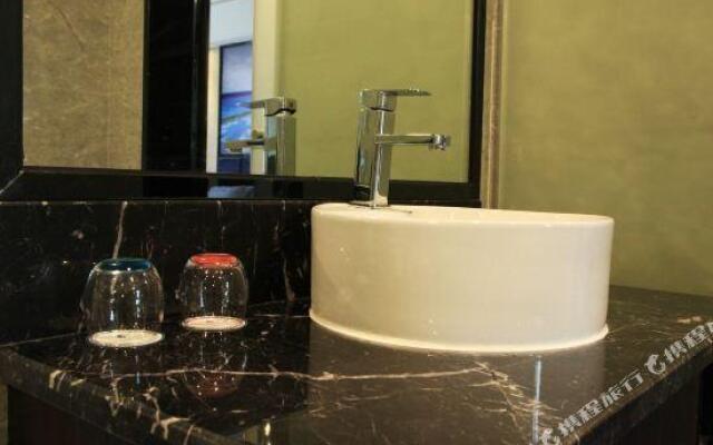 Harbour Plaza Holiday Hotel