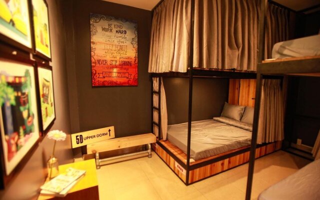 5D Upper Dorm Shared Room Hostel