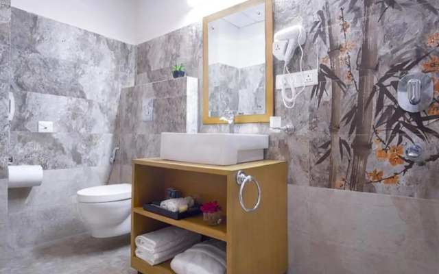 Mann Dechen and Palmo, Mg Marg, Gangtok