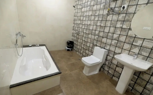 Shree Krishna Inn