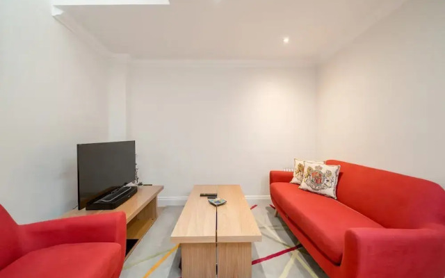 Great flat near St Pauls Cathedral