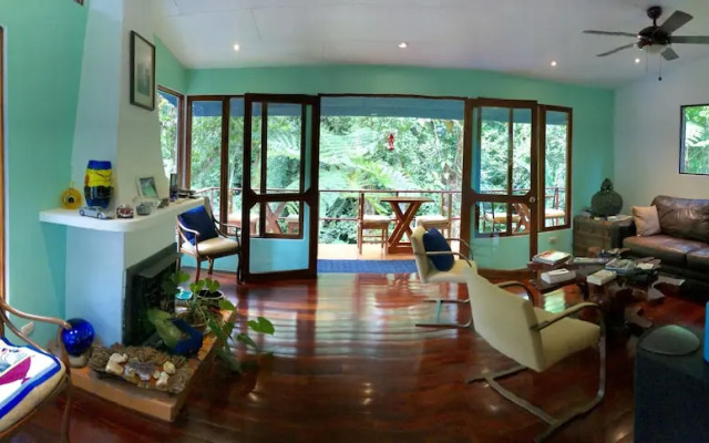 Agua Inn