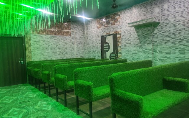 Hotel Om Regency
