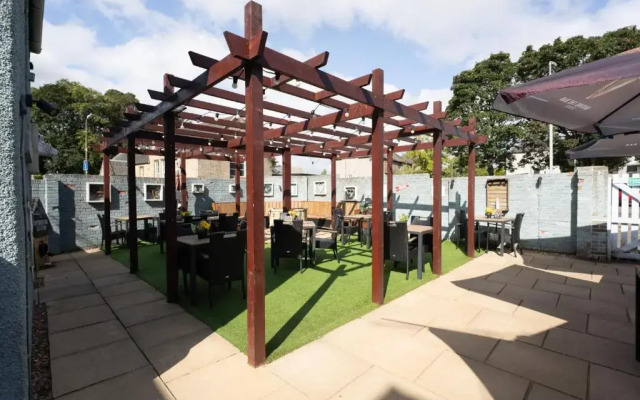 West Port Hotel