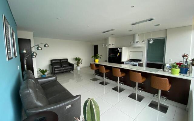 Apartamento de 2 habitaciones junto al WTC