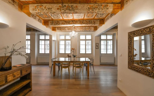 18th CENTURY BAROQUE RESIDENCE