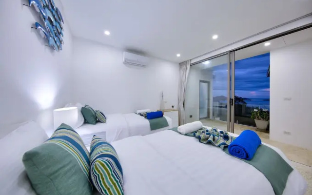 Amazing Seaview 3 Bedroom Villa Flora