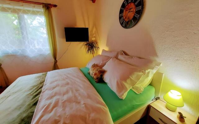 Studio apartman Buteo