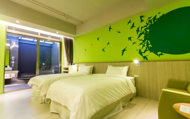 No. 9 Hotel