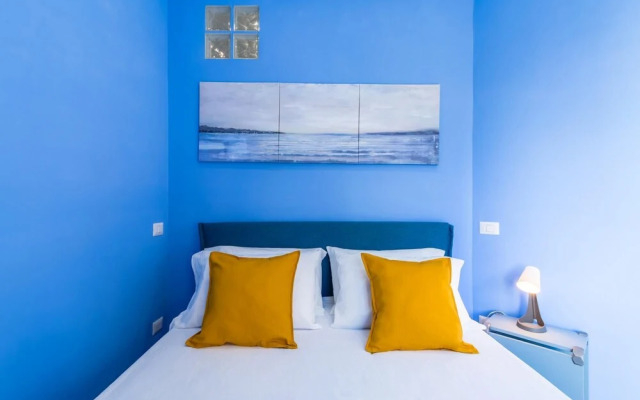 Toledo Stylish Flat Blue