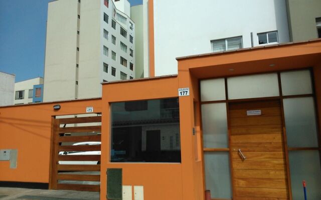 Acércate Apartamentos Lima