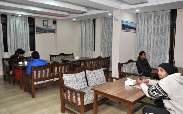 Famous House Kathmandu - Hostel