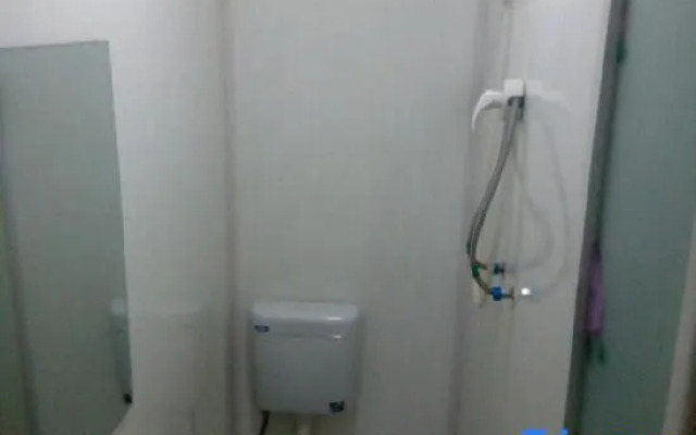 Xuexiang Jinlong Family Hotel