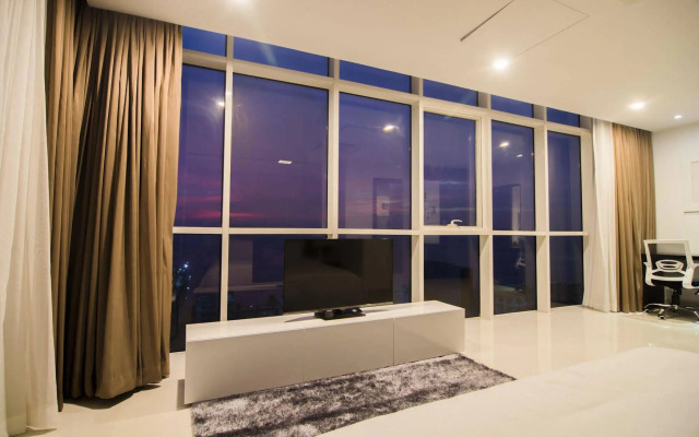 Platinum One Suites