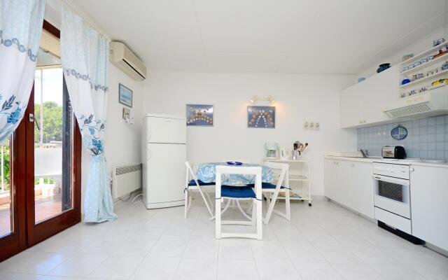 Apartment Dubravka in Banjol - island Rab