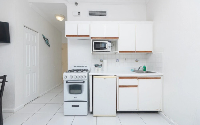 584 Ocean View Studio Hollywood Beach