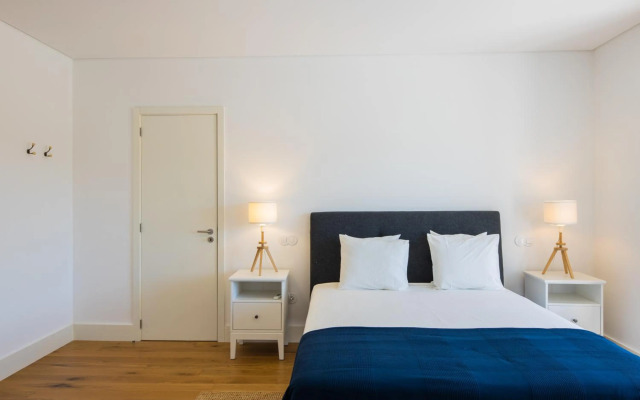 Linden Tree House A and B