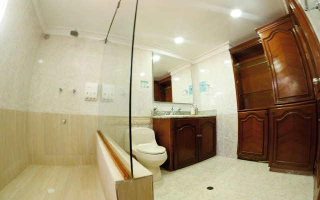 Koray Hotel